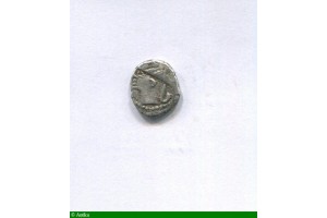 86223 - DENIER au CHEVAL Galopant  Ier Siècle avt JC  2,29 gr