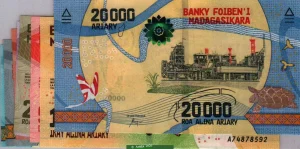 100-200-500-1000-2000-5000-10000-20000 Ariary (Lot de 8 Billets)PROMO