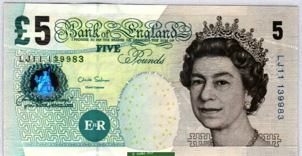 5 Pounds Elizabeth II & Elizabeth Fry * * *