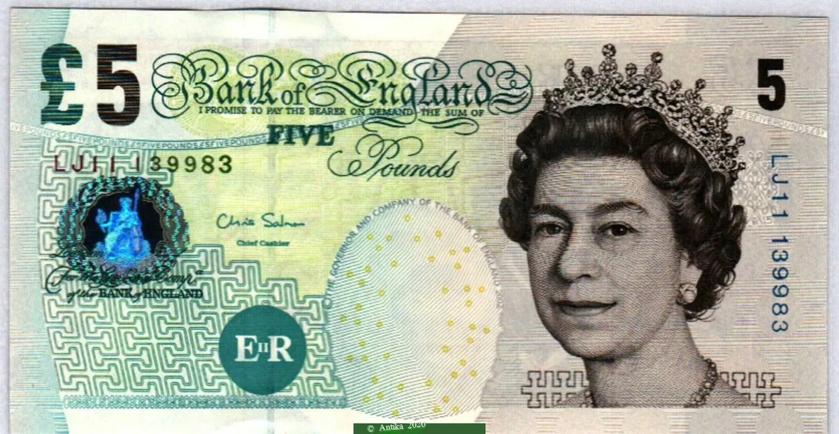 5 Pounds Elizabeth II & Elizabeth Fry * * *