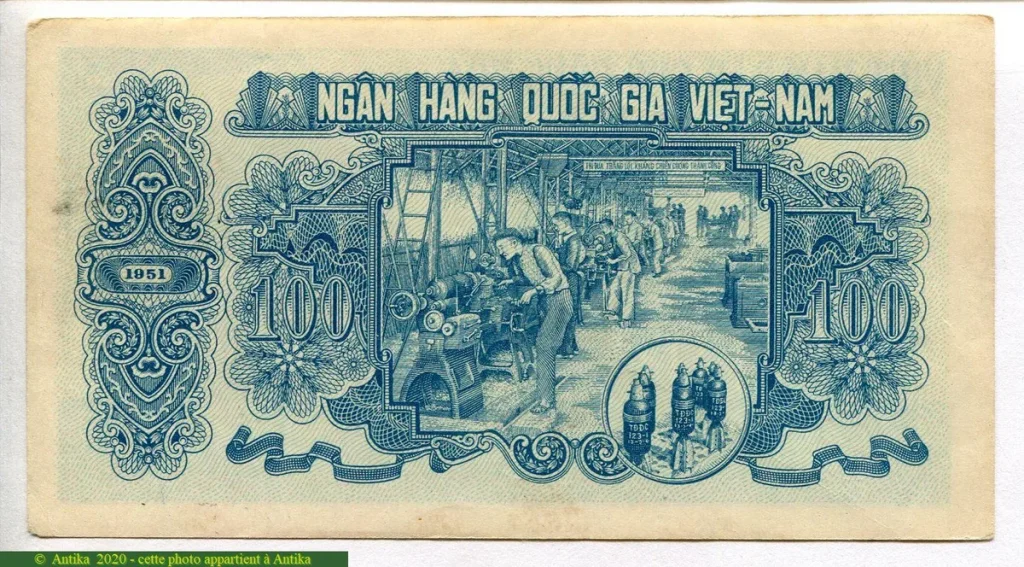 100 Dong Ho Chi Minh & Usine * * * * *