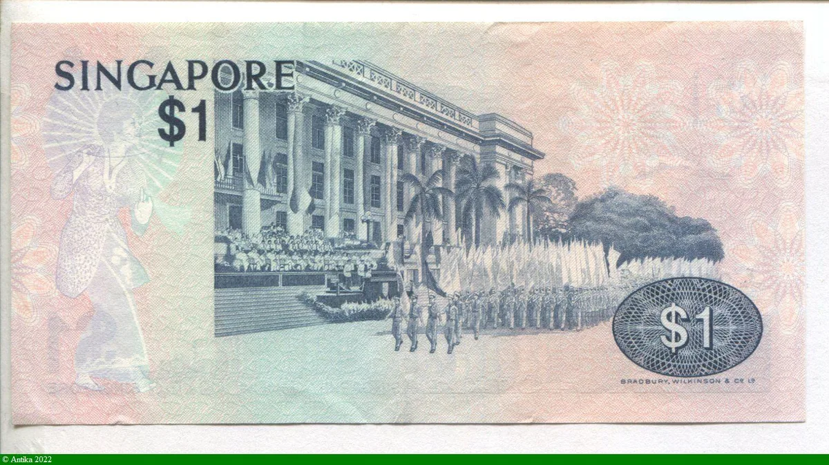 1 Dollar Sterne à cou noir & Défilé Fête Nationale