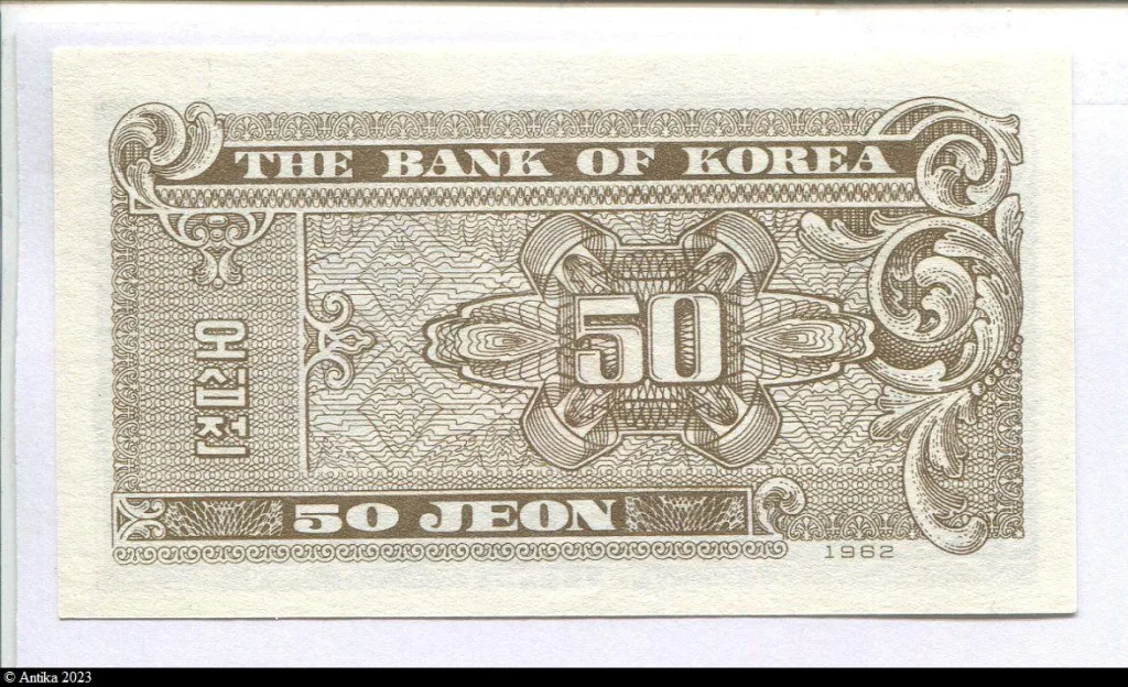 50 Jeon Ornements * *