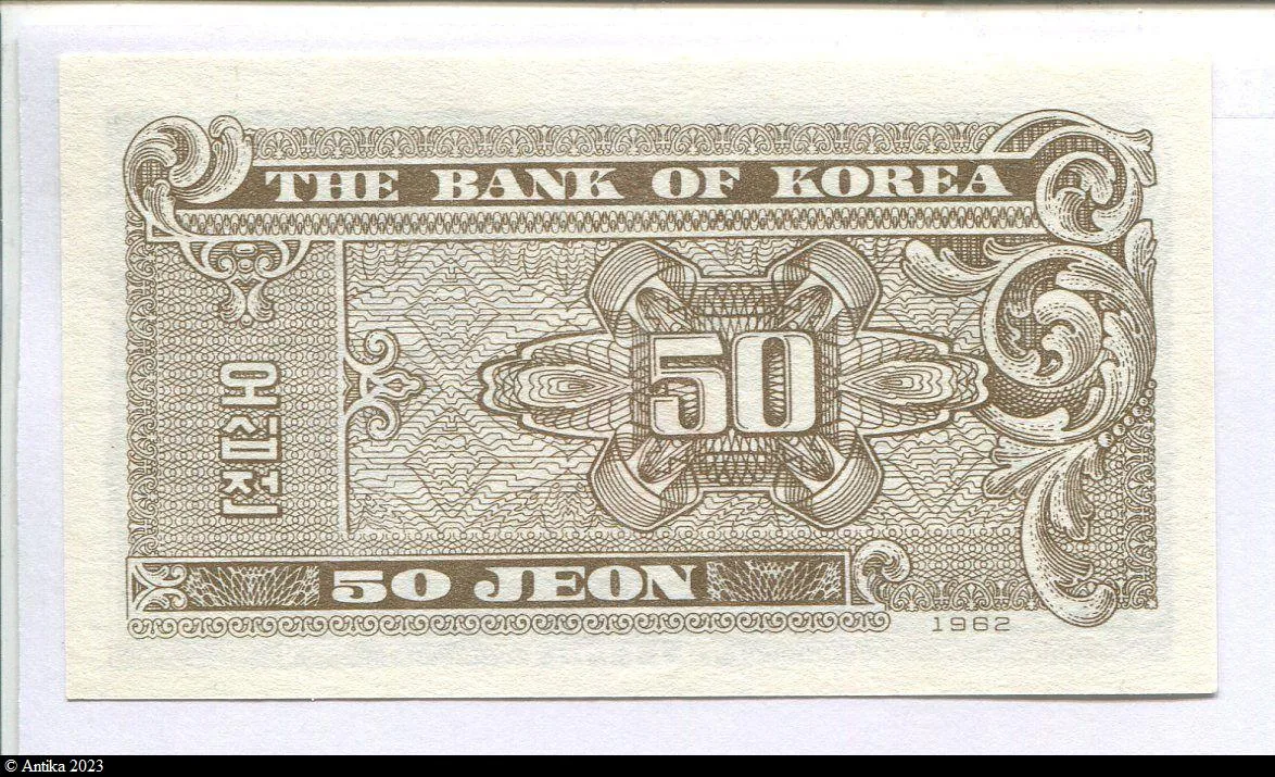 50 Jeon Ornements * *