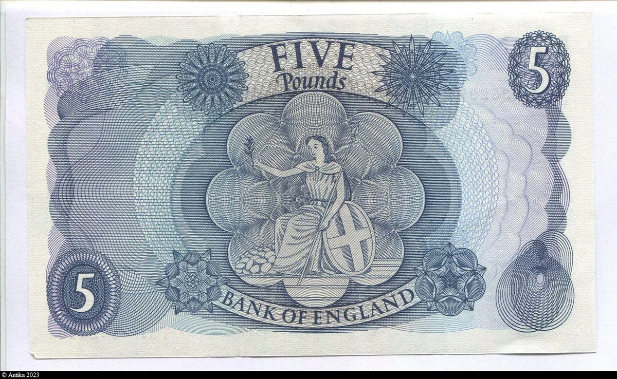 5 Pounds Elizabeth II * * *