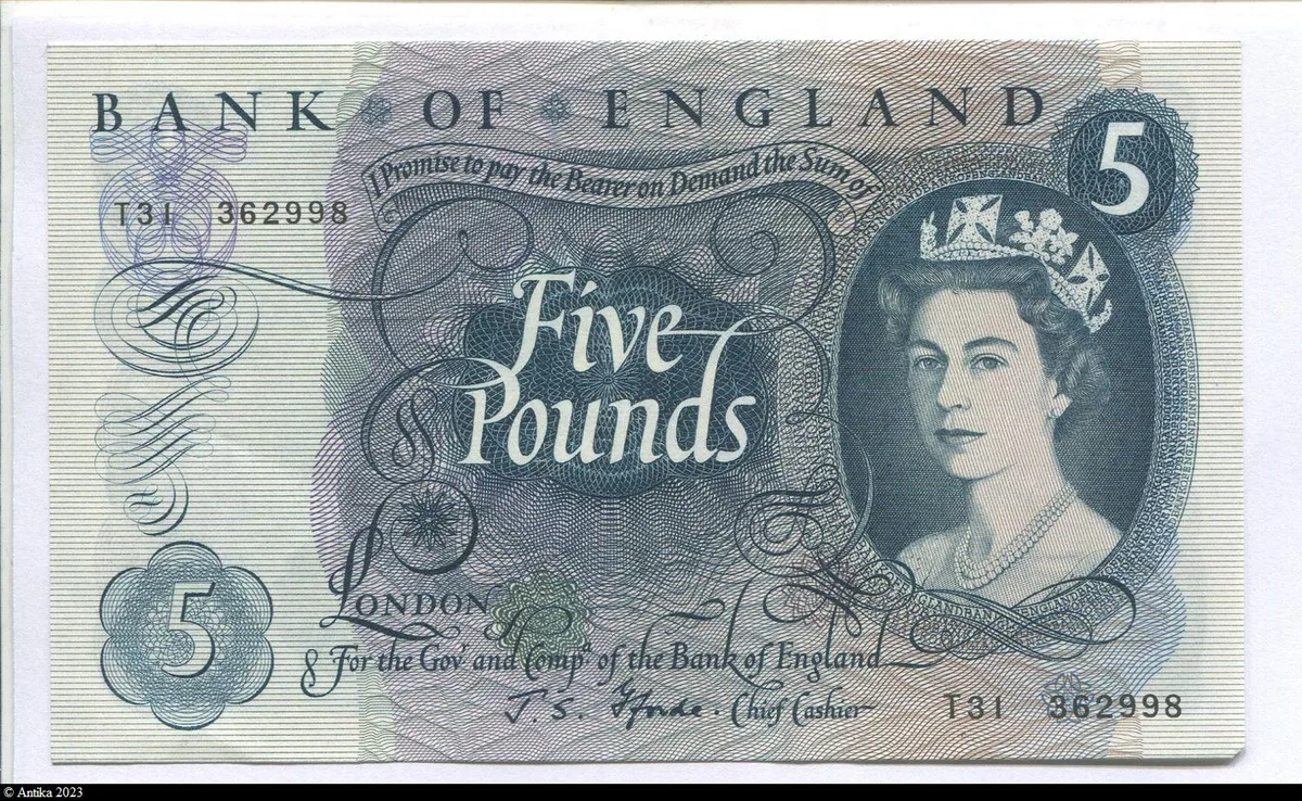 5 Pounds Elizabeth II * * *