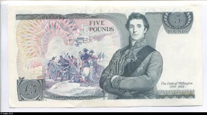 5 Pounds Elizabeth II & Duc de Wellington * * * PROMOTION