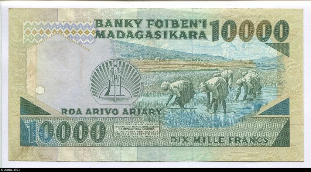10000 Francs / 2000 Ariary Fillette tenant une gerbe de riz