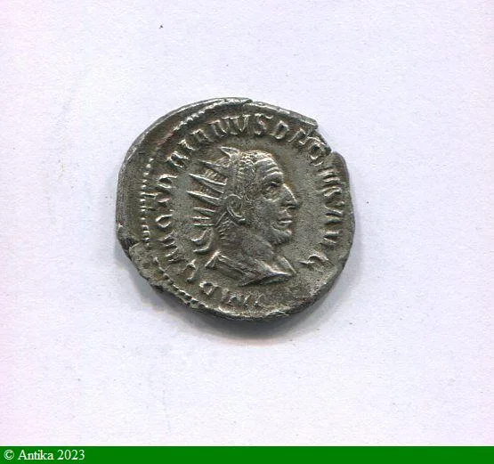 ANTONINIEN ROME 250 R/GENIVS EXERCILLLVRI CIANI 3,80 gr