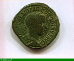 SESSTERCE ROME 239 R/CONCORDIA AVG