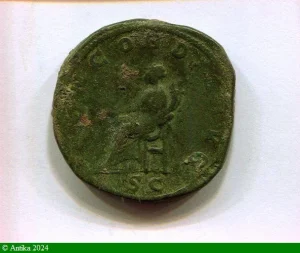 SESSTERCE ROME 239 R/CONCORDIA AVG