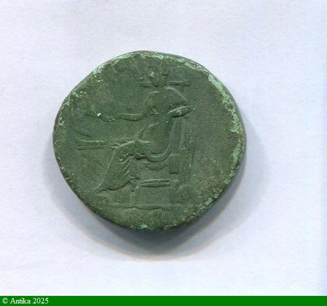 SESTERCE ROME 144 R/La Santé Assise nourissant un serpent