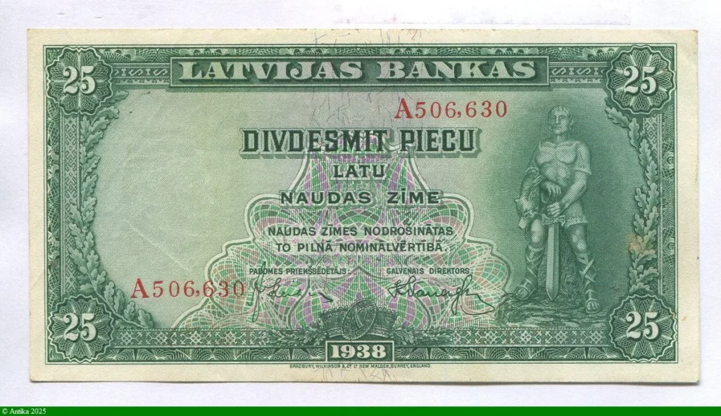 25 Latu Lacplesis & Radeau