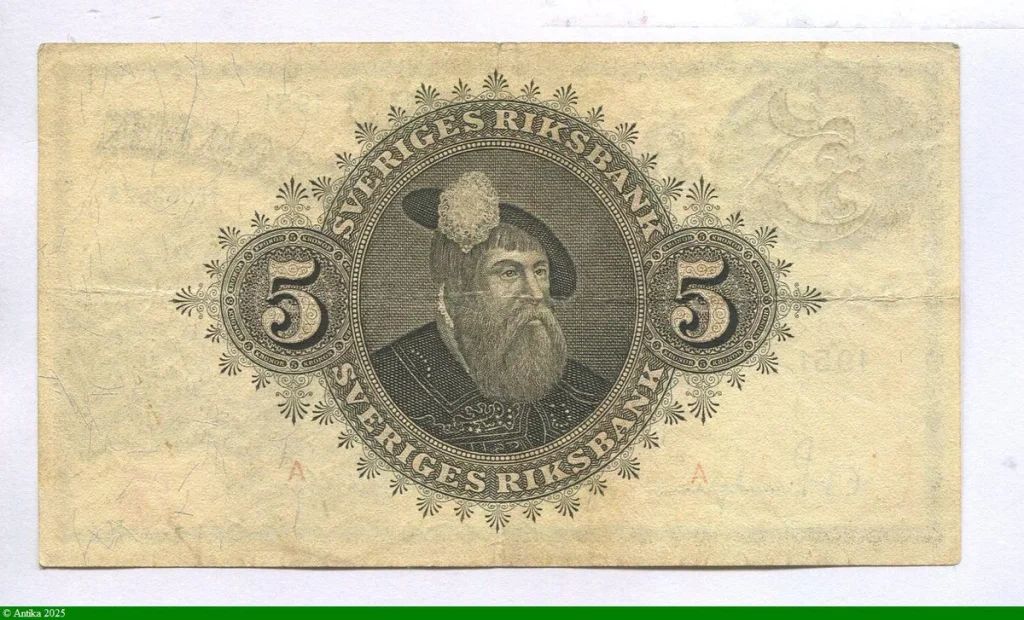 5 Kronor La Mère Svea assise avec un lion & le roi Gustav Ier