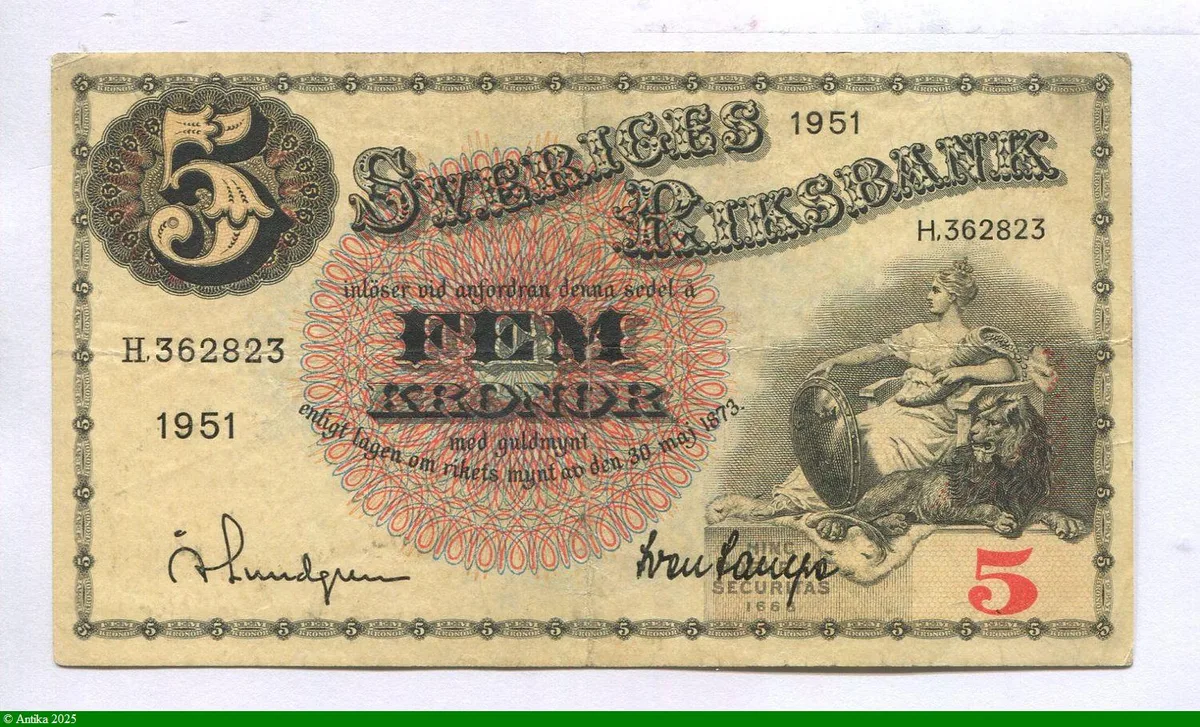 5 Kronor La Mère Svea assise avec un lion & le roi Gustav Ier