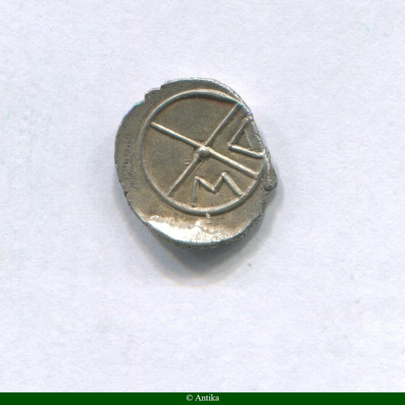 OBOLE Argt Tête à gauche Roue à quatre rayons Ca 300-250 Avt JC 0,69 gr
