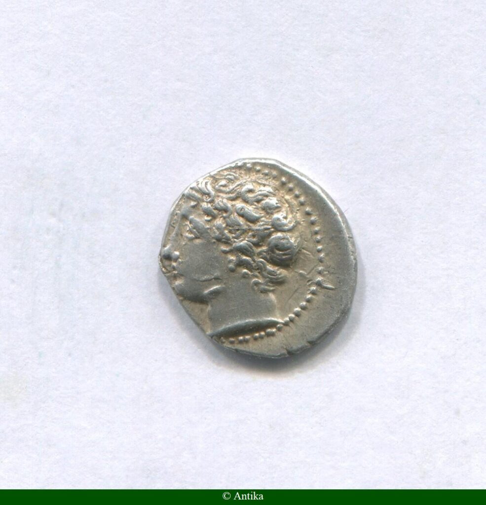 OBOLE Argt Tête à gauche Roue à quatre rayons Ca 300-250 Avt JC 0,89 gr