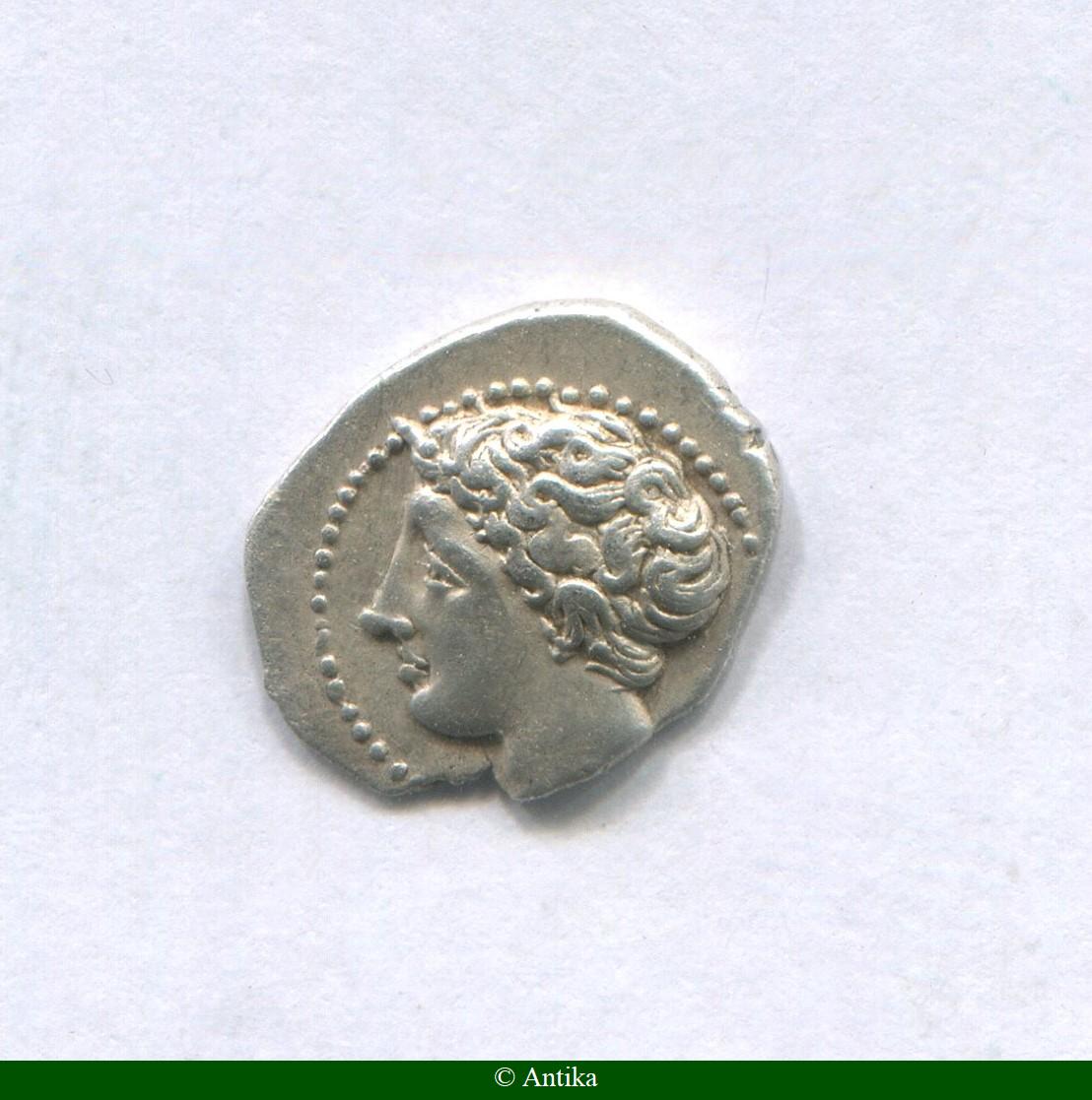 OBOLE Argt Tête à gauche Roue à quatre rayons Ca 300-250 Avt JC 0,78 gr