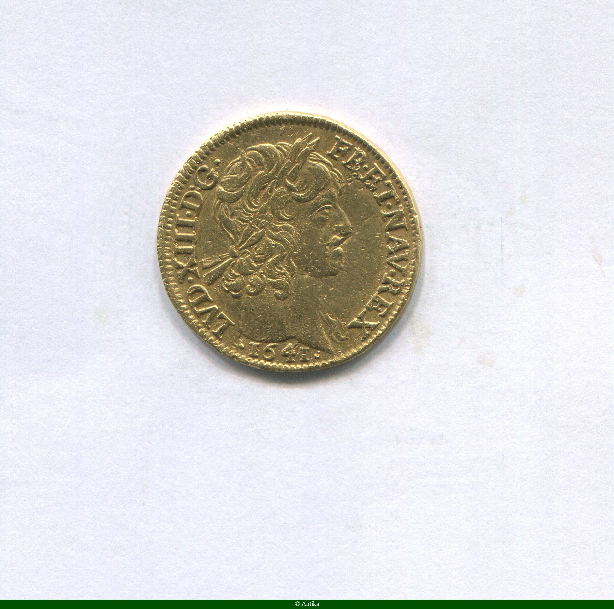 Louis d'or aux 8L